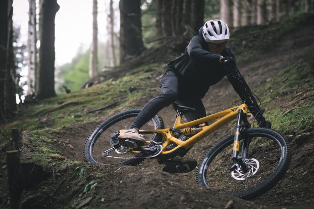 YT Capra v akci