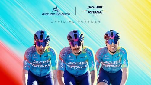 XDS Astana 2026: nové dresy, změny v týmu a partnerství se značkou Magene!