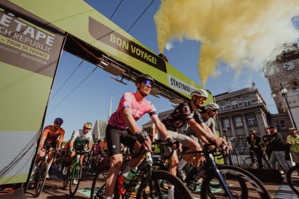 Rovinatou L'Etape ovládli Fiala a Huříková. Fuksa jel pod tři hodiny