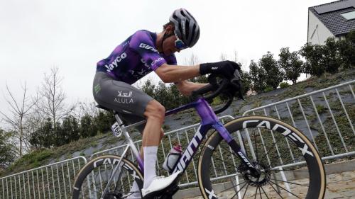 Na amatérských Flandrech zemřeli dva cyklisté.